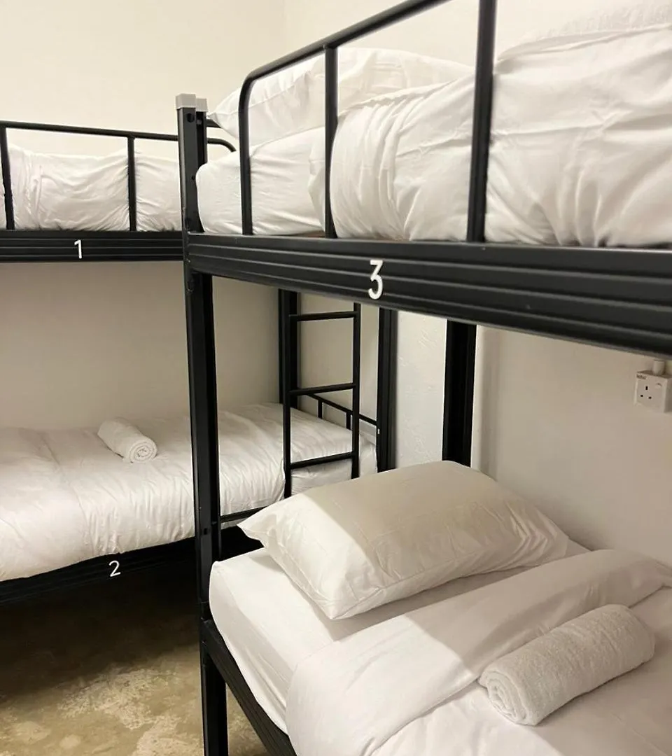 Pine Armenian Hostel George Town