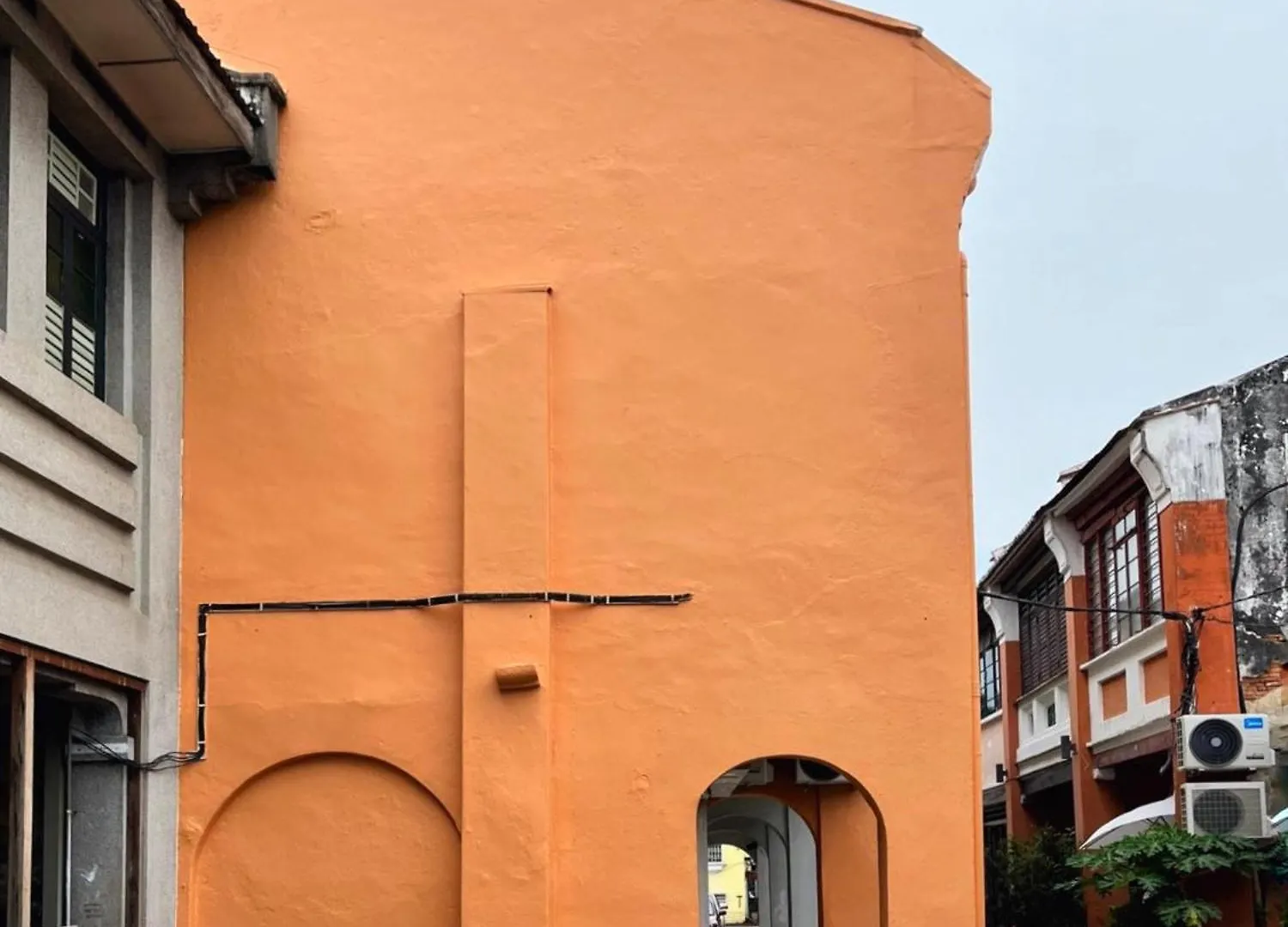 Pine Armenian Hostel George Town