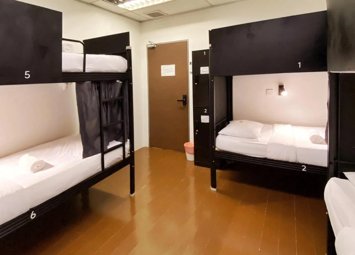 Pine Armenian Hostel George Town