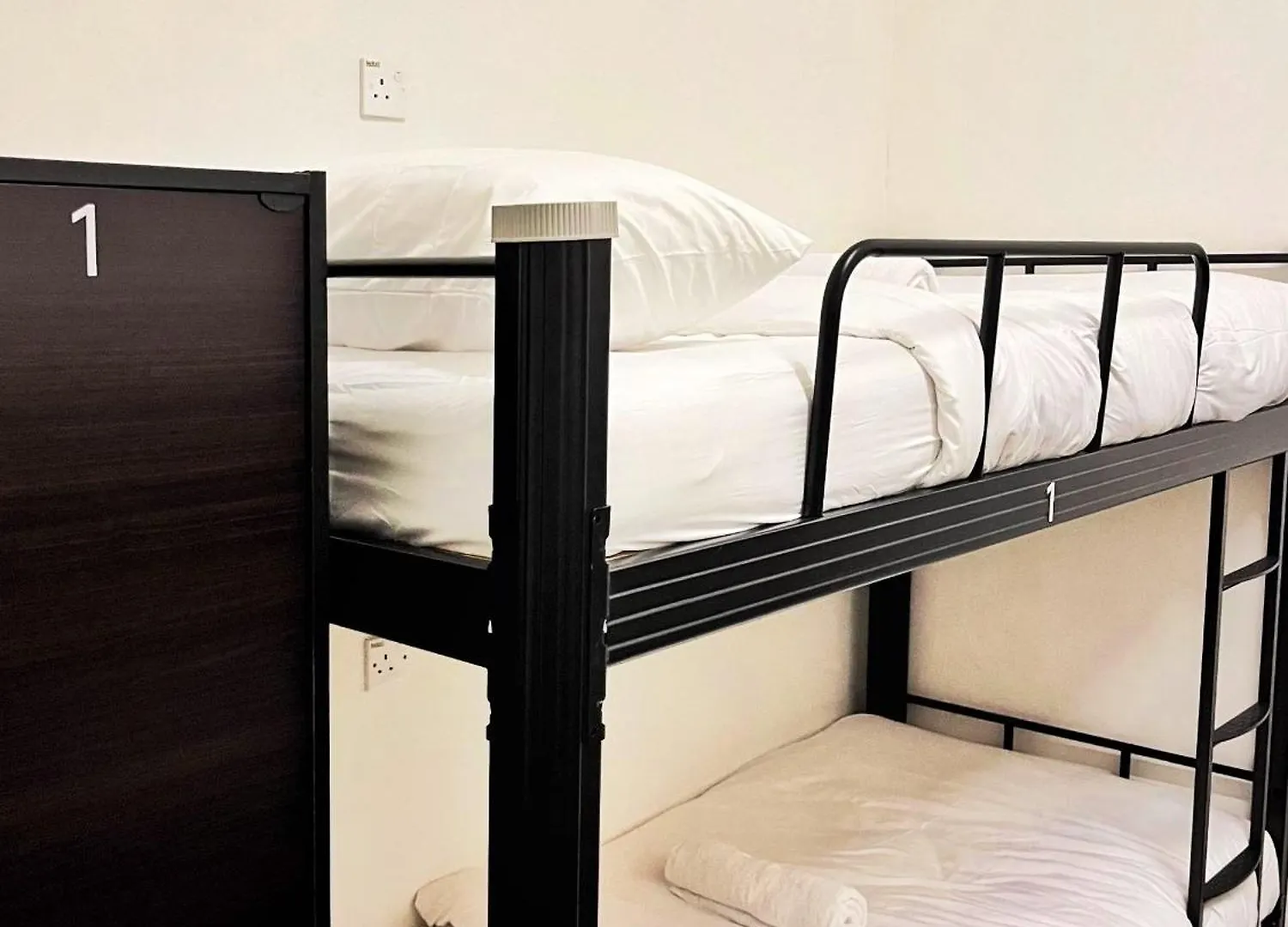Pine Armenian Hostel George Town
