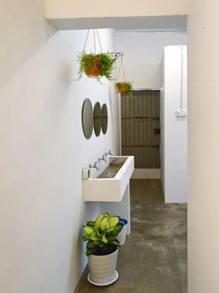 Pine Armenian Hostel George Town 0*,  Malaysia